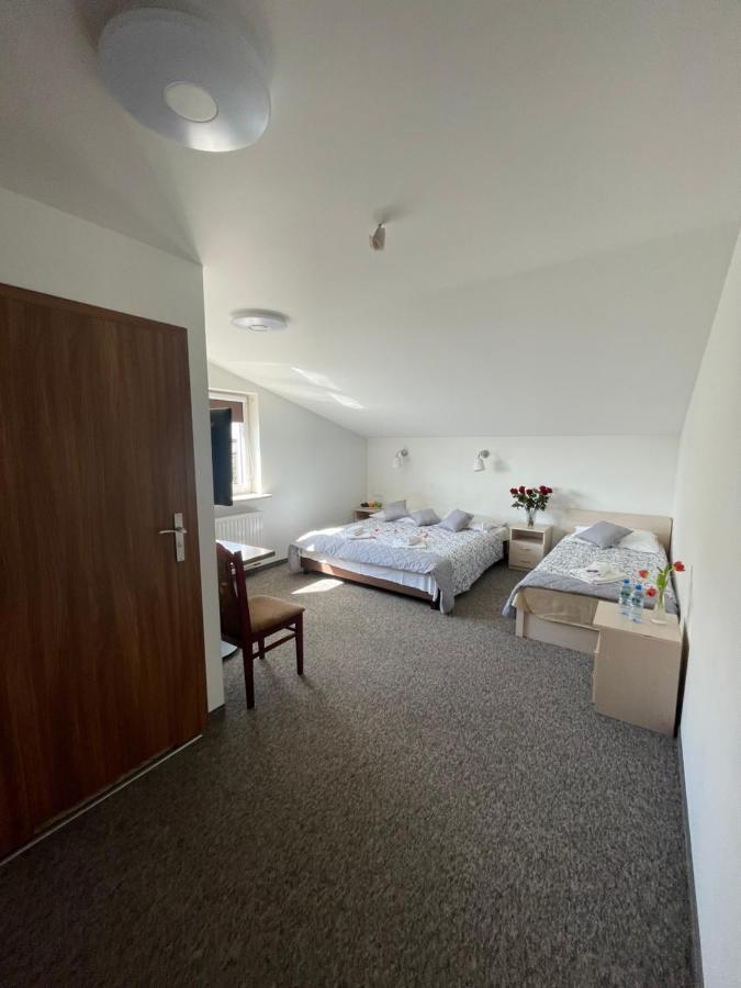 Hotelik Gold Raszyn Exterior photo